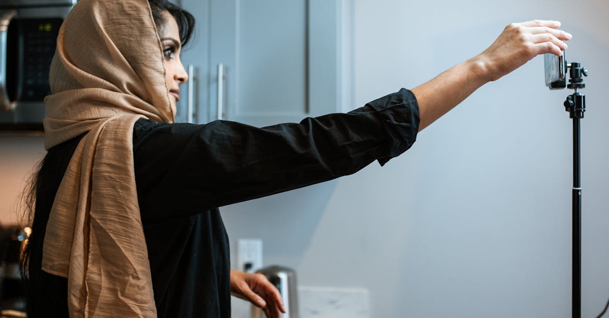 Gone Home co-creator - Gone Home -pelin luojan uusi alku: Steve Gaynor esittelee Springs, Eternal -projektin!