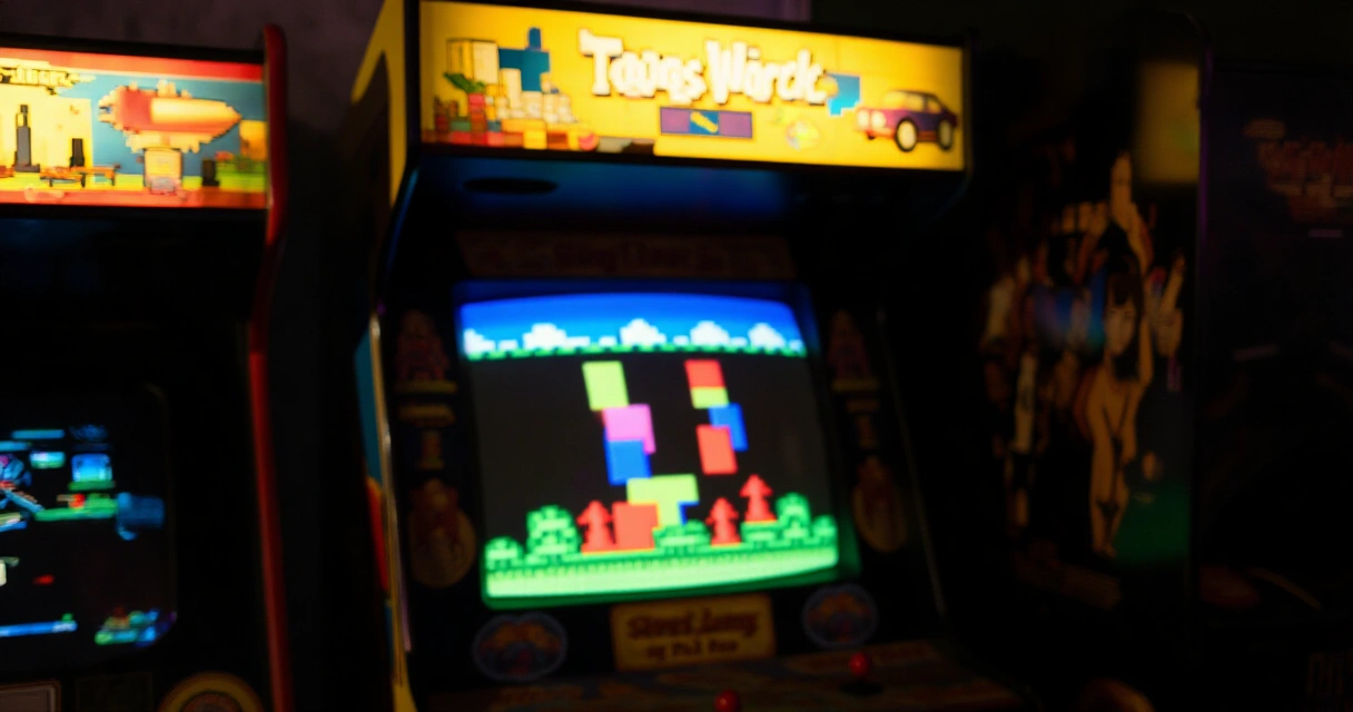 MAME-emulaattori säilyttää arcade-klassikkoja – retropelaaminen PC:llä